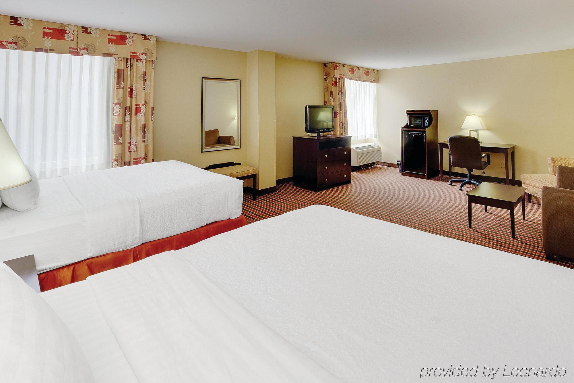 La Quinta Inn & Suites Pittsburgh North McCandless Township Εξωτερικό φωτογραφία