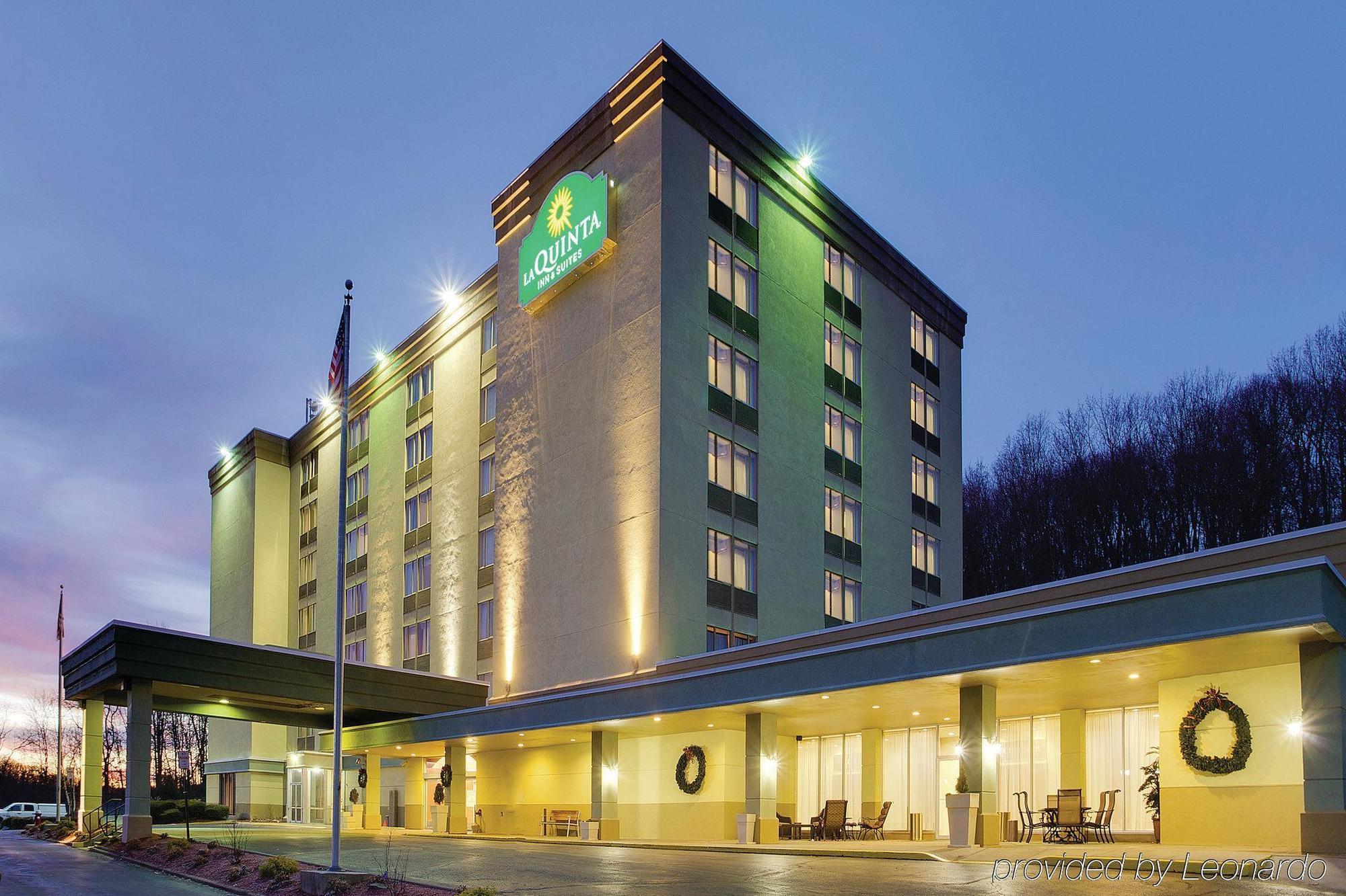La Quinta Inn & Suites Pittsburgh North McCandless Township Εξωτερικό φωτογραφία
