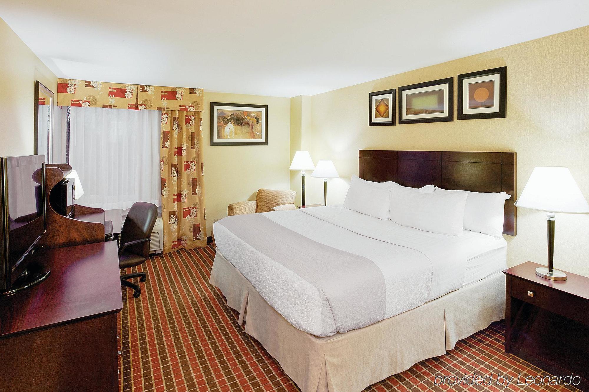 La Quinta Inn & Suites Pittsburgh North McCandless Township Εξωτερικό φωτογραφία